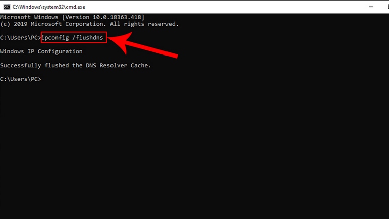 Gõ "ipconfig /flushdns" sau đó nhấn Enter để có thể xóa cached DNS trên máy Windows